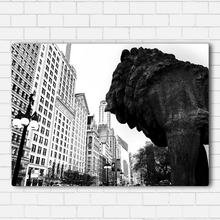 Load image into Gallery viewer, Lion Statue