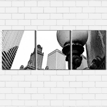 Load image into Gallery viewer, Low Angle Street Light